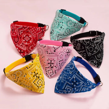 Adjustable Pet Bandana Collar – Cute & Stylish 🐶🐱