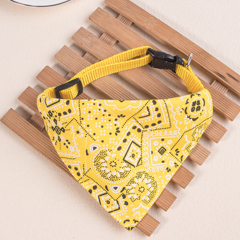 Adjustable Pet Bandana Collar – Cute & Stylish 🐶🐱